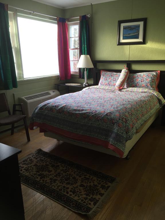 Meems Elliston B&B Exterior foto